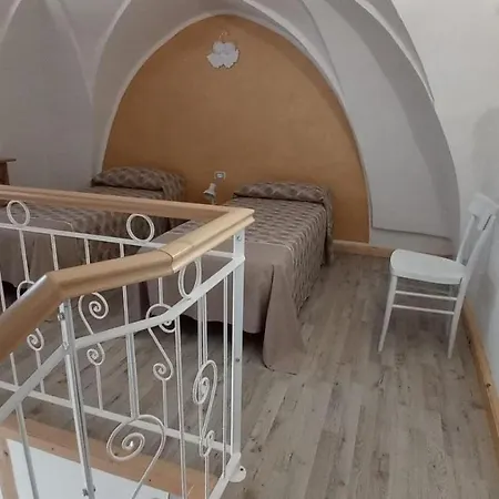 Pascoli Suite House *